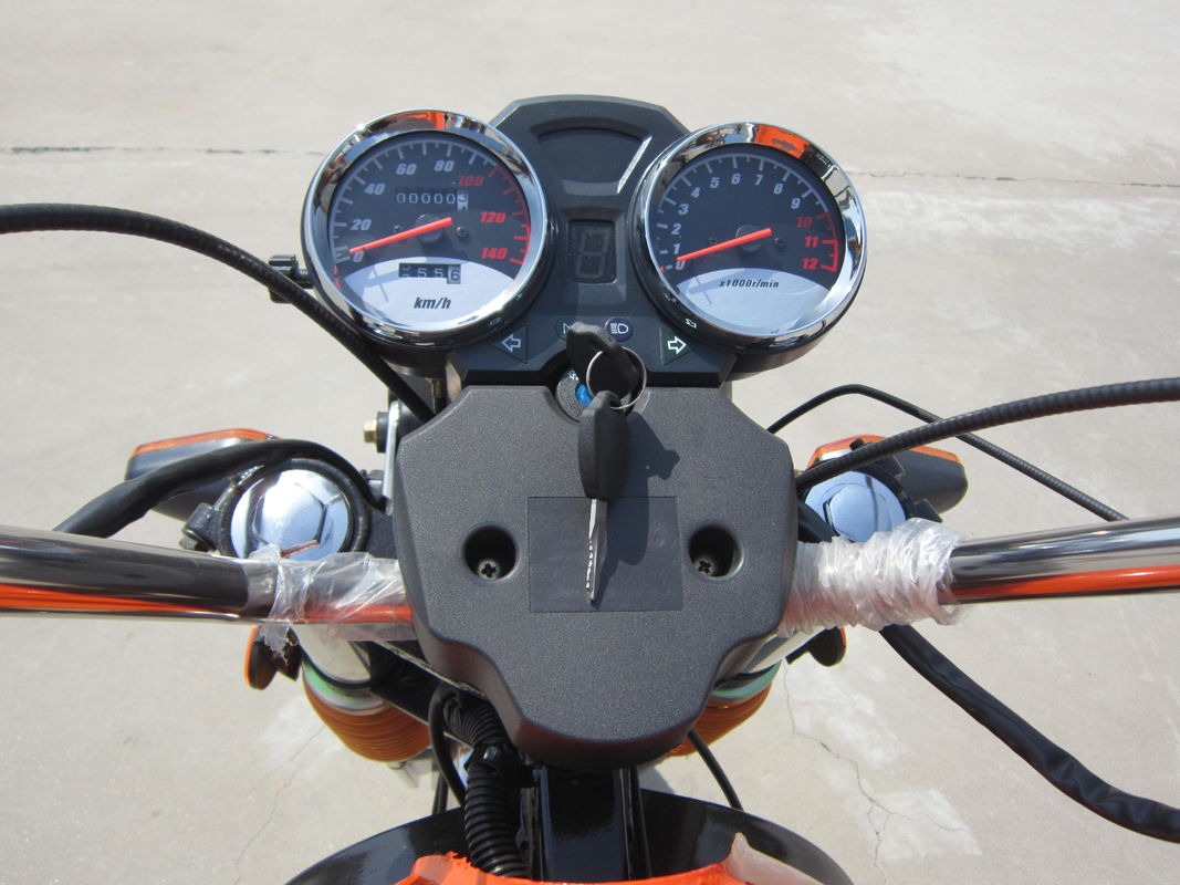 200cc коробки груза мотоцикла груза колеса трицикла 3 емкость более высокой большая нагружая с сидениями пассажира