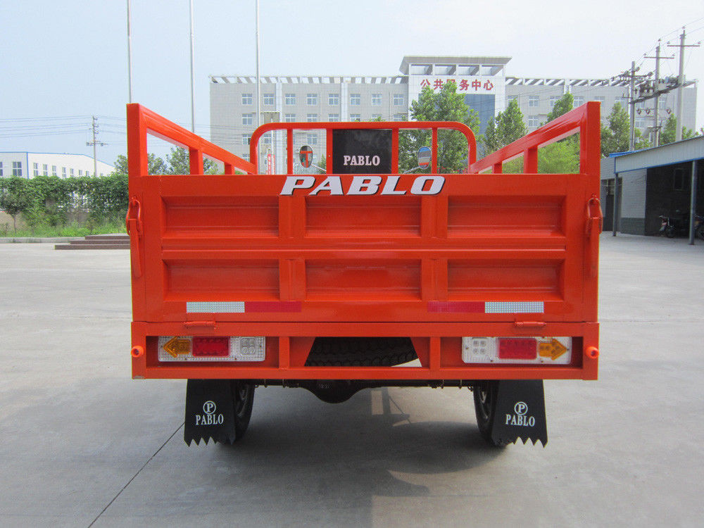 Мотоцикл правого колеса с тремя колесами Мотоцикл грузовой с тремя колесами с типом двигателя 300cc и объемом двигателя 201 250cc